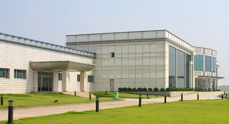 沈阳沈北新区社区日用杂货店零食与居家日用品品类对比分析
